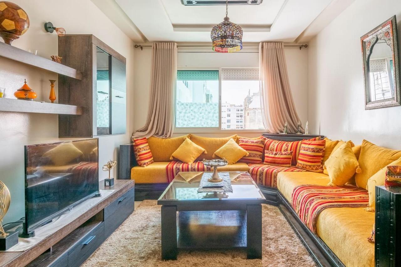Apartment With Parking In Rabat Central Location Buitenkant foto